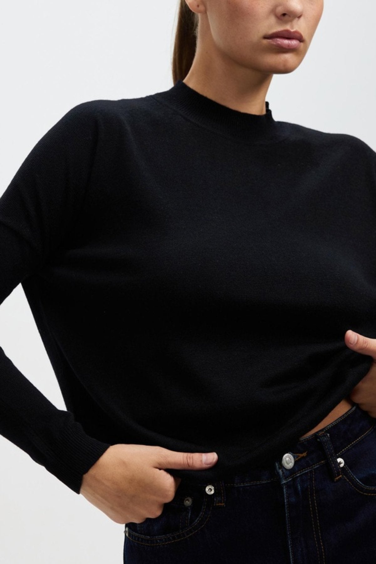 Brenna Sweater - Black - Sare StoreWhite by FTLSweater