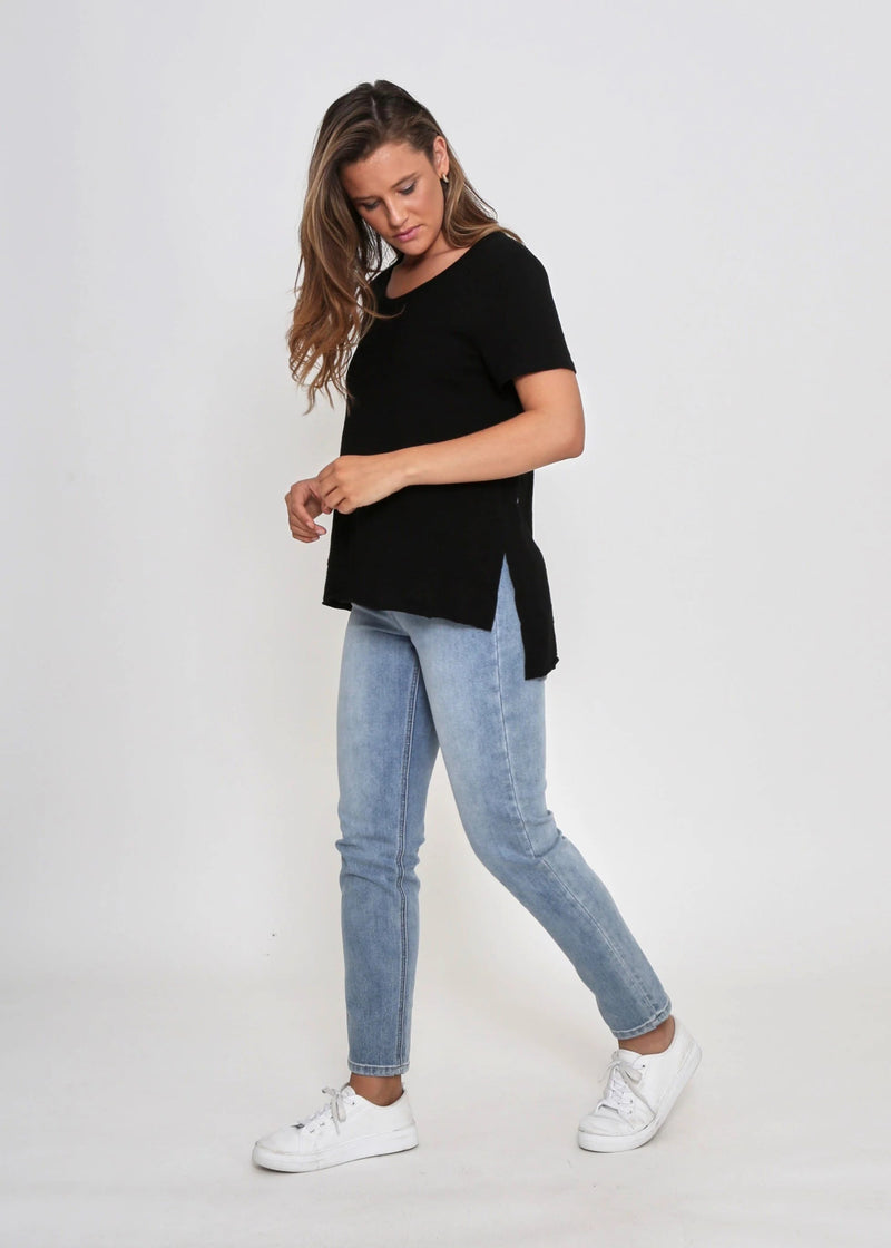 Cooper Tee- Black - Sare StoreLeoni AustraliaT-shirt