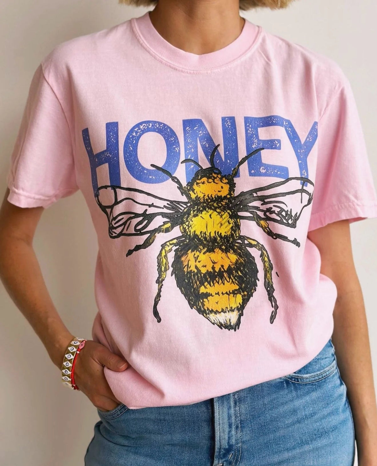 Honey To The Bee T-Shirt - Sare StoreMaku The Label