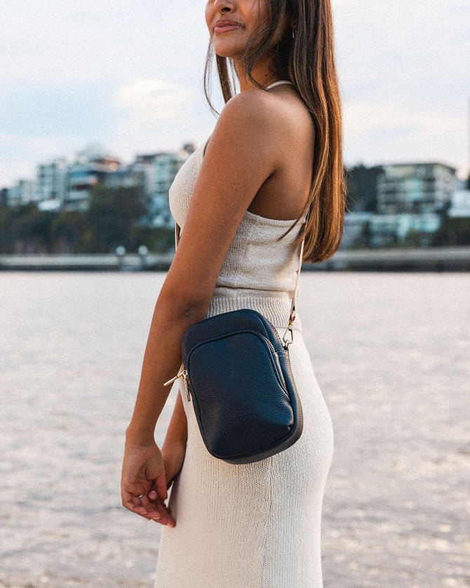 Java Phone Bag - Navy - Sare StoreLouenhideBag