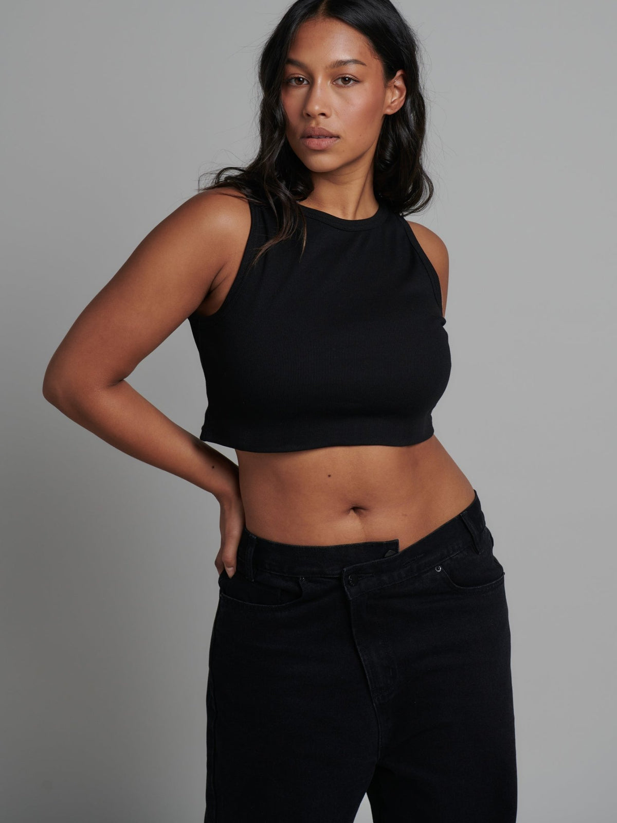 Juno Crop Black - Sare StoreBayse BrandTops