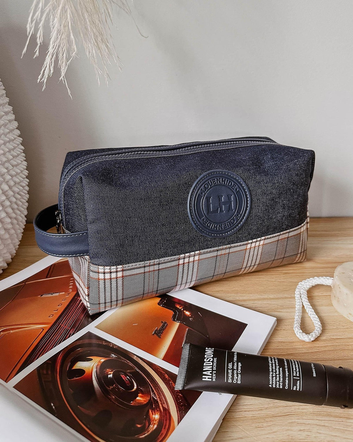 Levi Dark Denim Toiletries Bag - Sare StoreLouenhidecosmetic bag