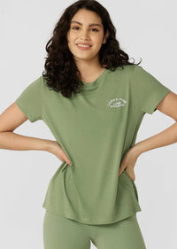 Lotus T-Shirt - Green Goodness - Sare StoreLorna JaneT-shirt