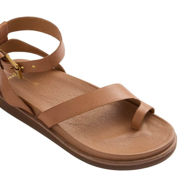 Middleton Tan Flat Sandal - Sare StoreFrankie 4Sandals