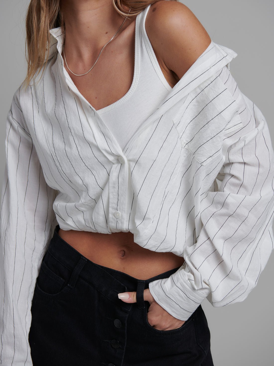 Parcia Shirt - White/Black Stripe - Sare StoreBayse BrandTops