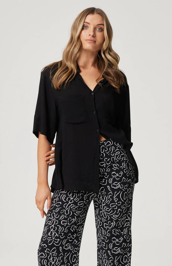 Tayla Shirt - Black Crinkle - Sare StoreCartel & WillowShirts